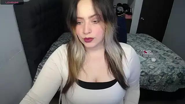 Valentina_St from StripChat is Freechat