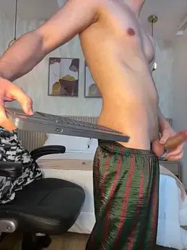 Valentino_ceratii from StripChat is Freechat