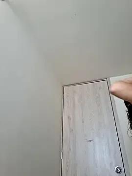 Valeria_Saenz_25 from StripChat is Freechat