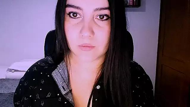 valeria_tamayo from StripChat is Freechat