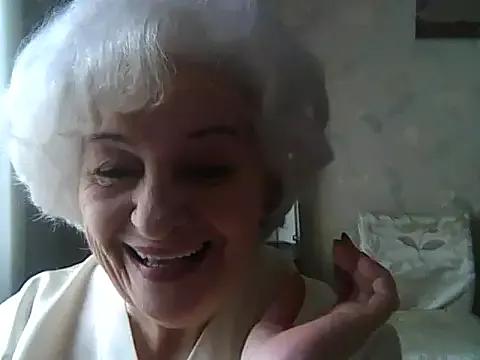 ValeriaKroww from StripChat is Freechat