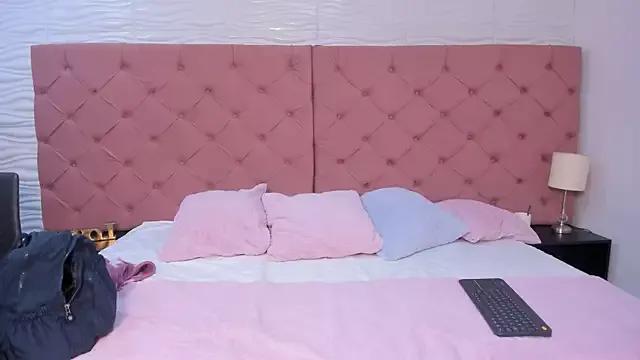 valerIia_hardy from StripChat is Freechat