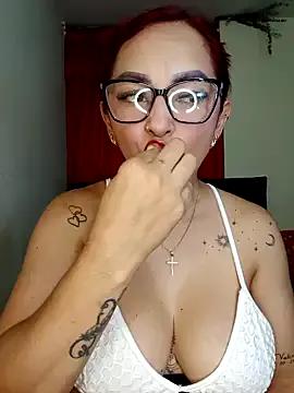 Vamanda05 from StripChat is Freechat