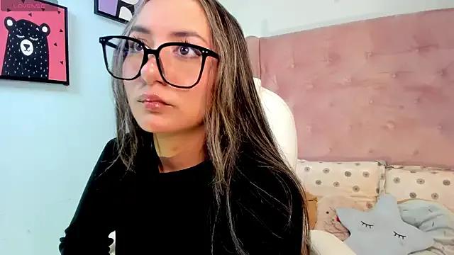 Checkout girls naked models with similar nickname. Cute sexy Free Models.