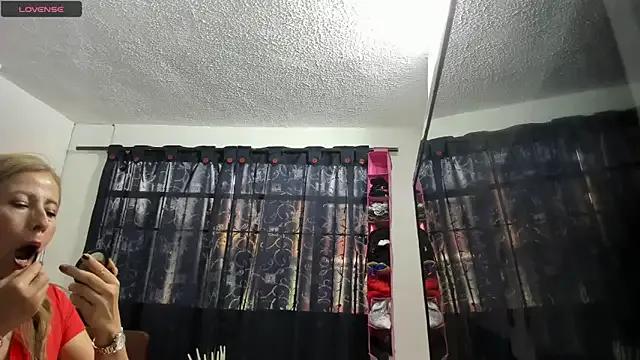 vanesa_mystic2 from StripChat is Freechat