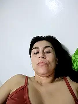 vanessa-titisM from StripChat is Freechat