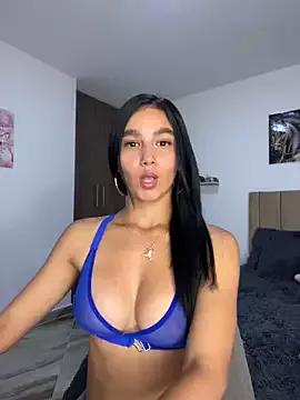 Vaneza_G1 from StripChat is Freechat