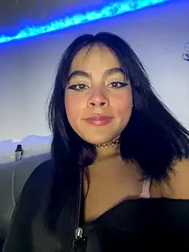 Veeronica_ from StripChat is Freechat