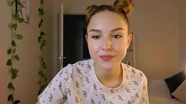 Checkout girls naked models with similar nickname. Cute sexy Free Models.