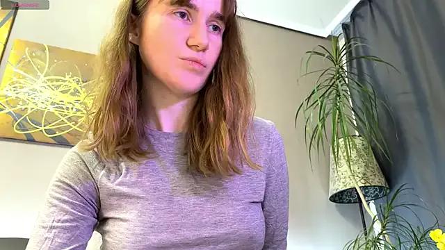 Velina___ from StripChat is Freechat