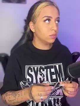 VeloraVyxen_ from StripChat is Freechat