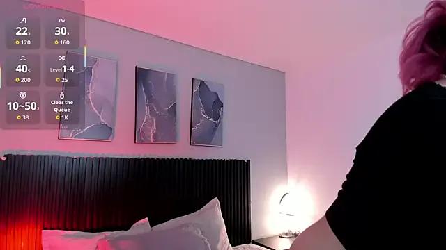 Velvet_fangs from StripChat
