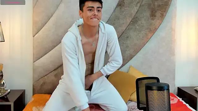 VELVET_FENTI from StripChat