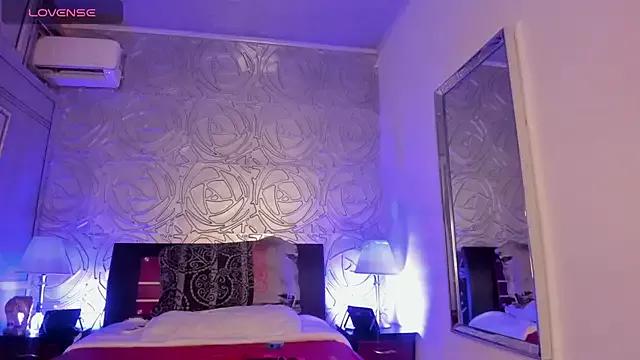 vennus1_ from StripChat