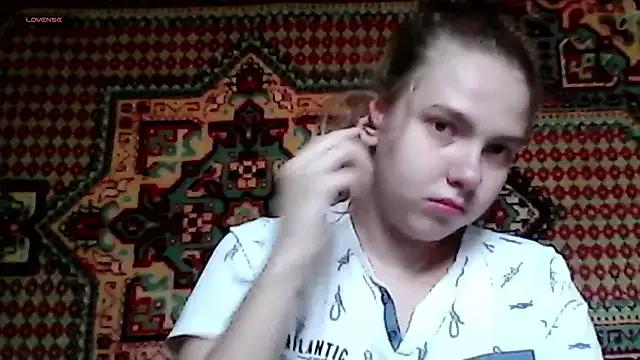 venus_in_flames from StripChat is Freechat