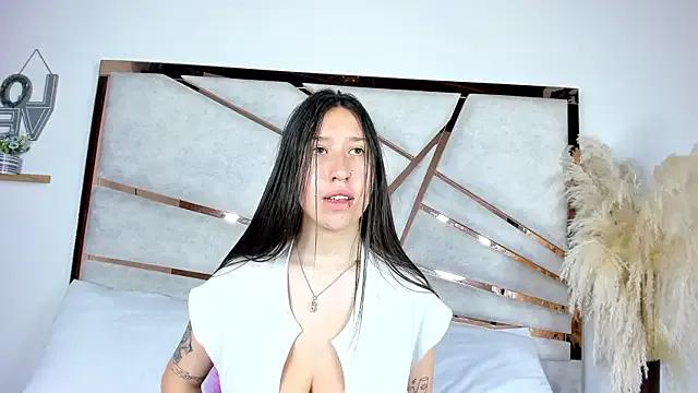 venusmorgan_ from StripChat is Freechat