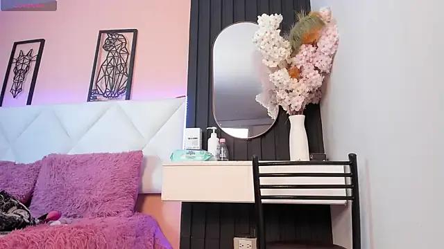 veronica_hill_ from StripChat is Freechat