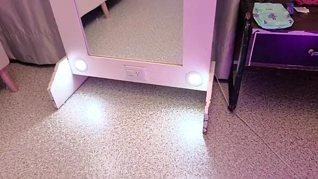 Checkout girls naked models with similar nickname. Cute sexy Free Models.