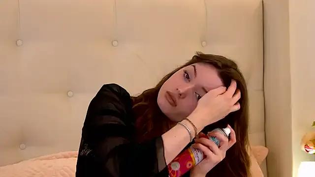 VickiBanx from StripChat is Freechat