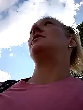 vickybaby from StripChat is Freechat