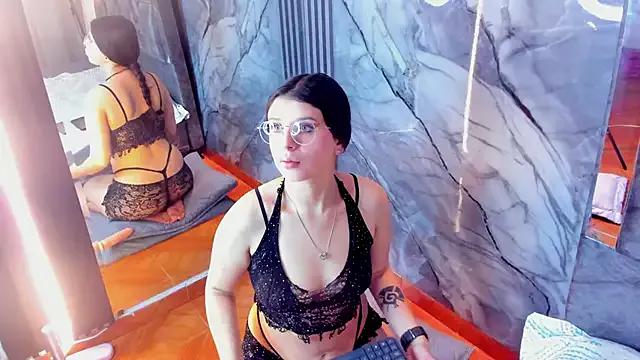 Victoria_dupond from StripChat is Freechat