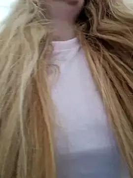 VictoriaMiami from StripChat is Freechat
