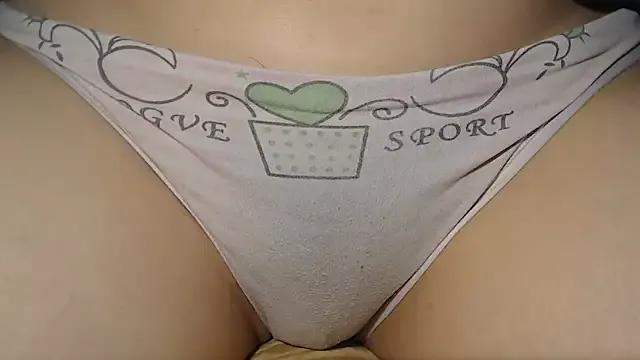 VikkyVikiss from StripChat