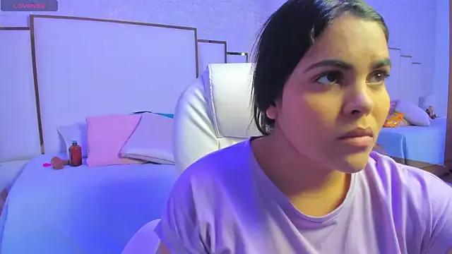 Violetaa_angell_ from StripChat is Freechat