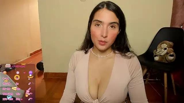 VioletaLee from StripChat is Freechat