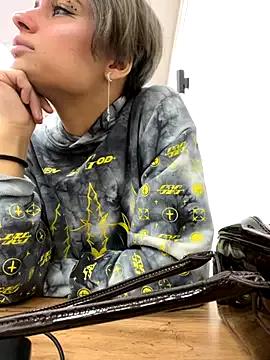 VioletAsh from StripChat is Freechat