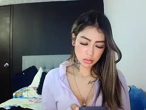 VIOLETT_SATOMI from StripChat is Freechat