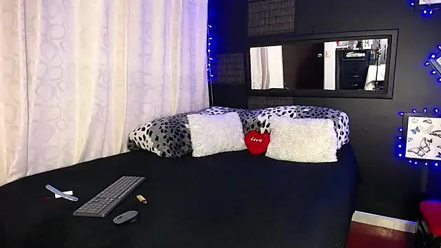 Violetta_afrodit from StripChat is Freechat