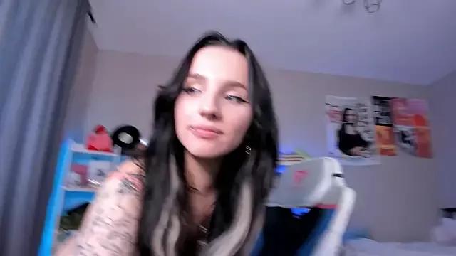 Viv_Player from StripChat