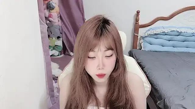 vivian-vv from StripChat is Freechat