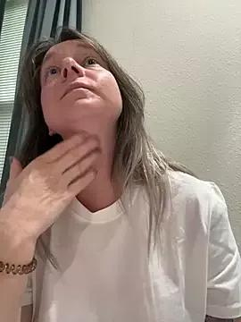 Vivian_MayXxX from StripChat