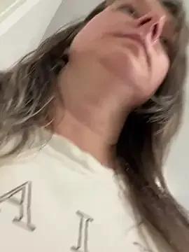 Vivian_MayXxX from StripChat