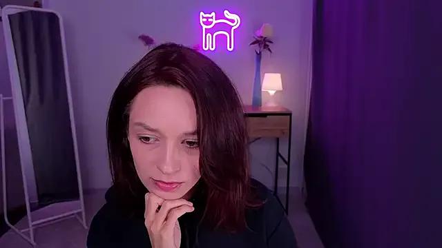 VivianLy_ from StripChat