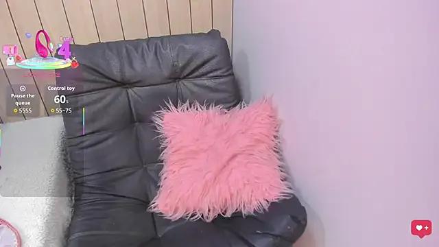 VivianSantana1 from StripChat is Freechat