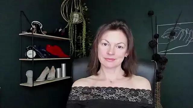 VivianWILD from StripChat is Freechat
