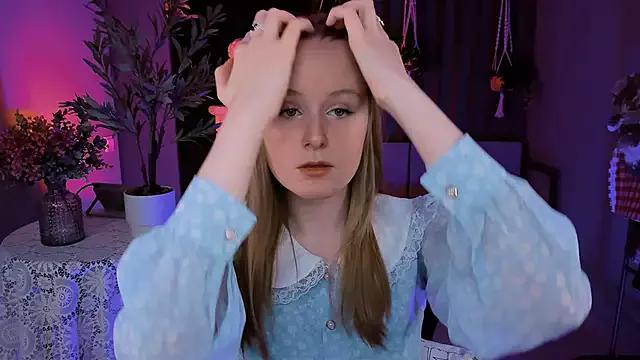 VivienLeeigh from StripChat