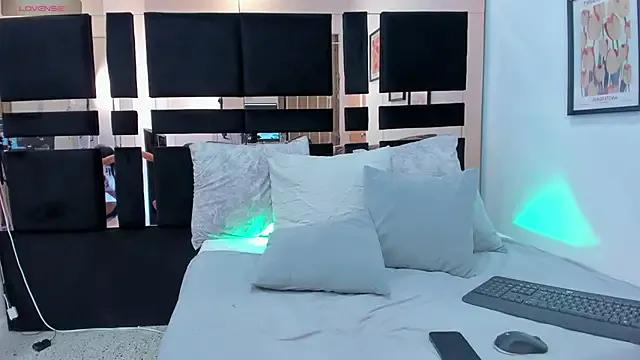 Checkout girls naked models with similar nickname. Cute sexy Free Models.