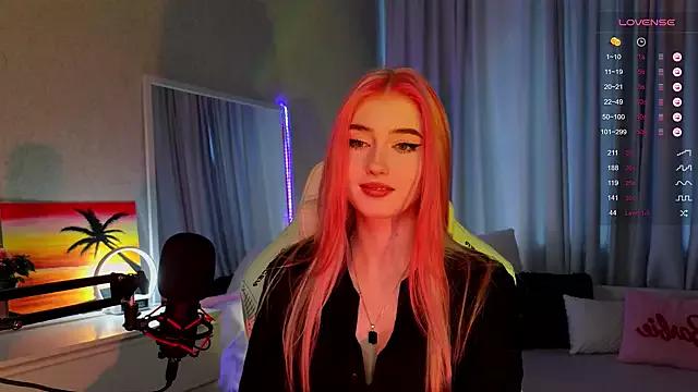 VonnaLein from StripChat