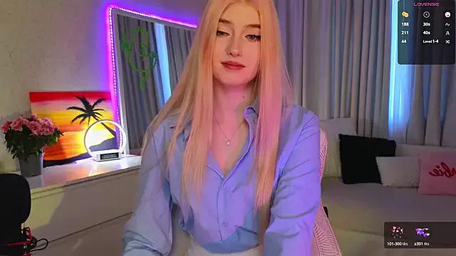 VonnaLein from StripChat