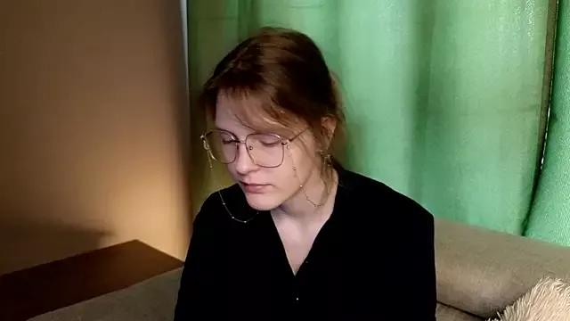 WandaEldon from StripChat is Freechat
