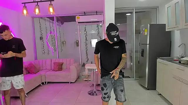 Warrios_teams from StripChat is Freechat