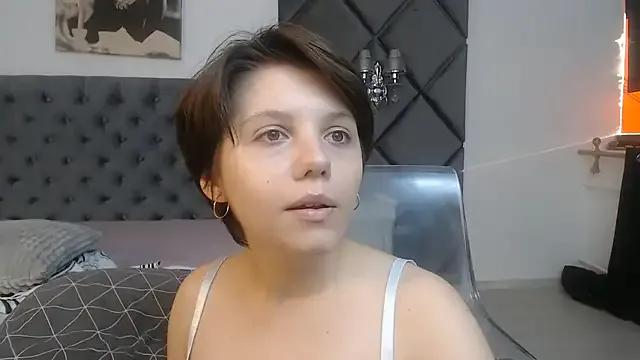 WendyChantal from StripChat is Freechat
