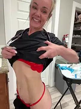 Wet_N_WildXXX from StripChat is Freechat