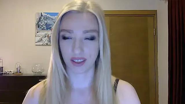 Wild_Silk_Desire from StripChat is Freechat