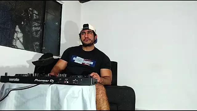 willian_m777 from StripChat