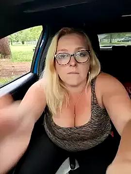 winniess40 from StripChat is Freechat